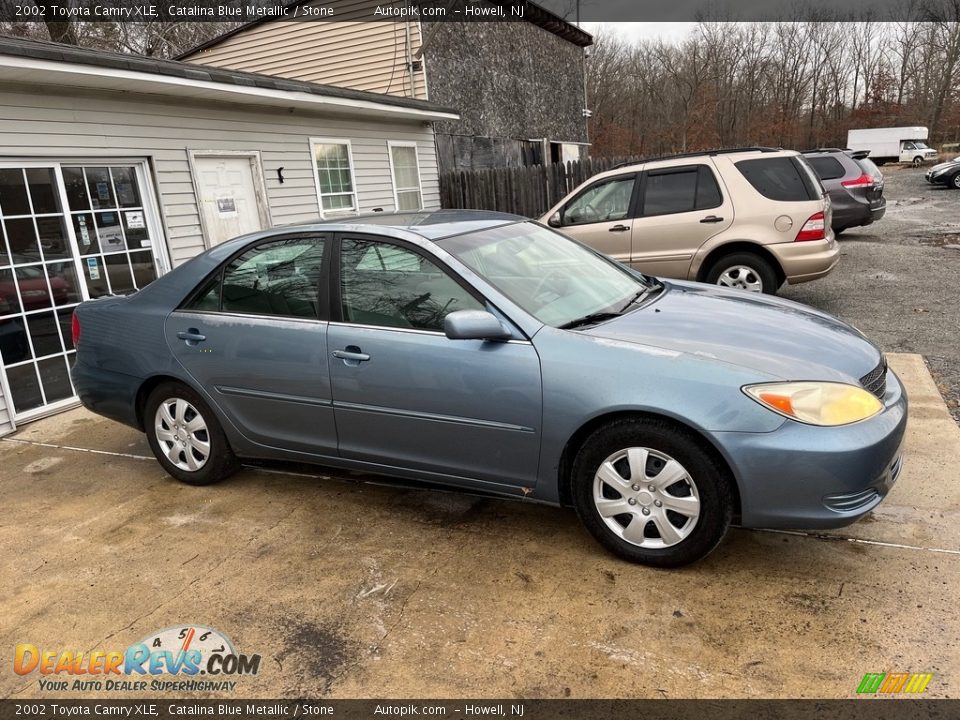 2002 Toyota Camry XLE Catalina Blue Metallic / Stone Photo #9