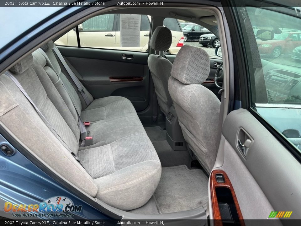 2002 Toyota Camry XLE Catalina Blue Metallic / Stone Photo #14