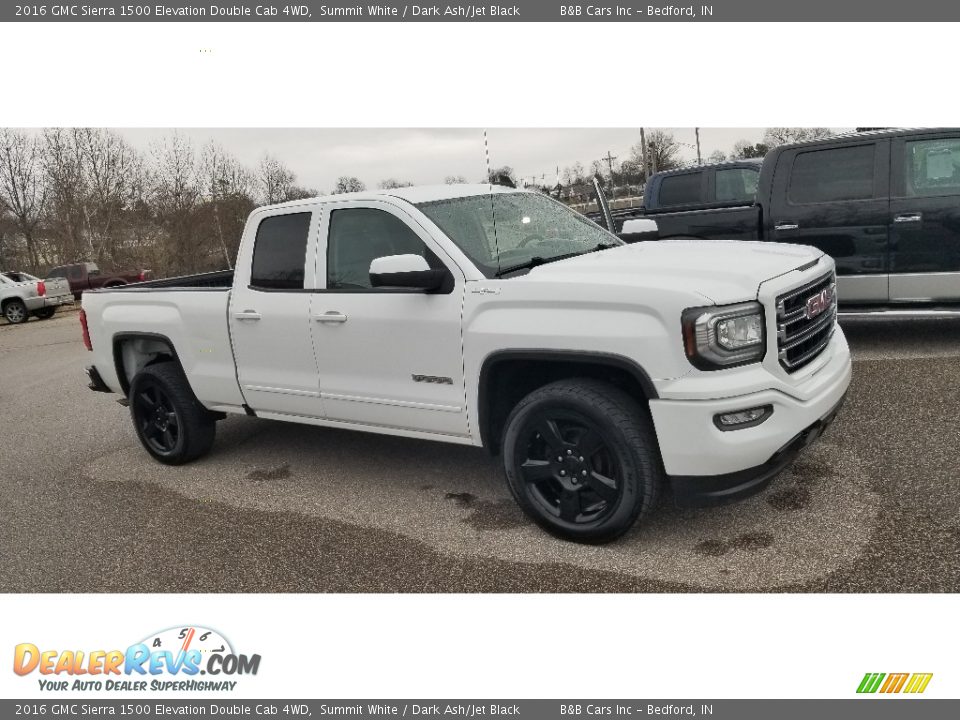 Front 3/4 View of 2016 GMC Sierra 1500 Elevation Double Cab 4WD Photo #26