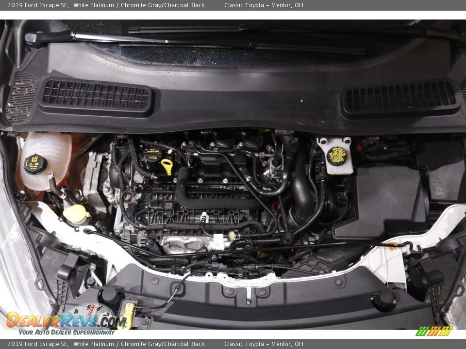 2019 Ford Escape SE White Platinum / Chromite Gray/Charcoal Black Photo #18
