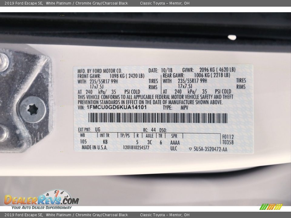 2019 Ford Escape SE White Platinum / Chromite Gray/Charcoal Black Photo #19