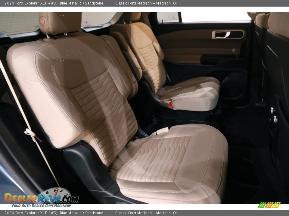 2020 Ford Explorer XLT 4WD Blue Metallic / Sandstone Photo #16