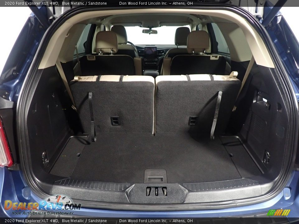2020 Ford Explorer XLT 4WD Blue Metallic / Sandstone Photo #16