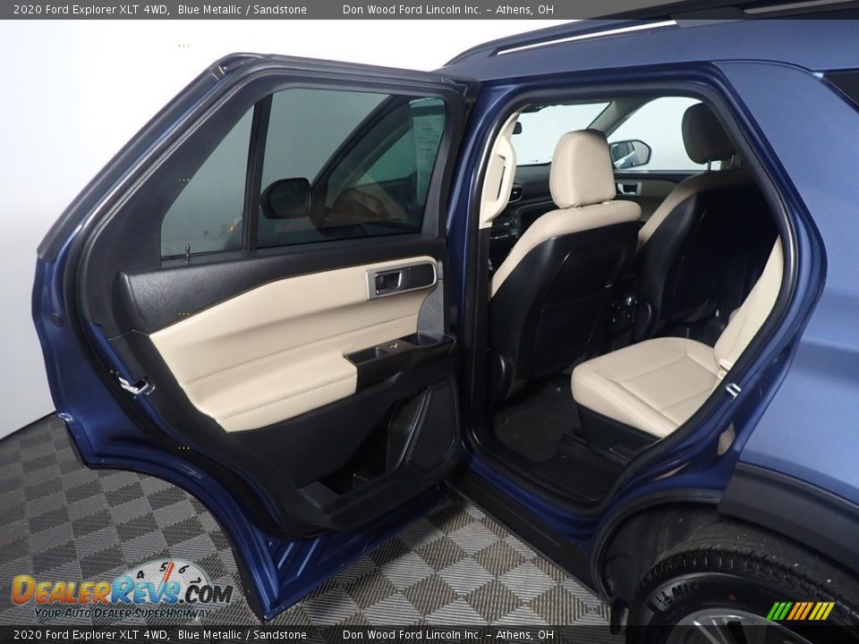 2020 Ford Explorer XLT 4WD Blue Metallic / Sandstone Photo #36