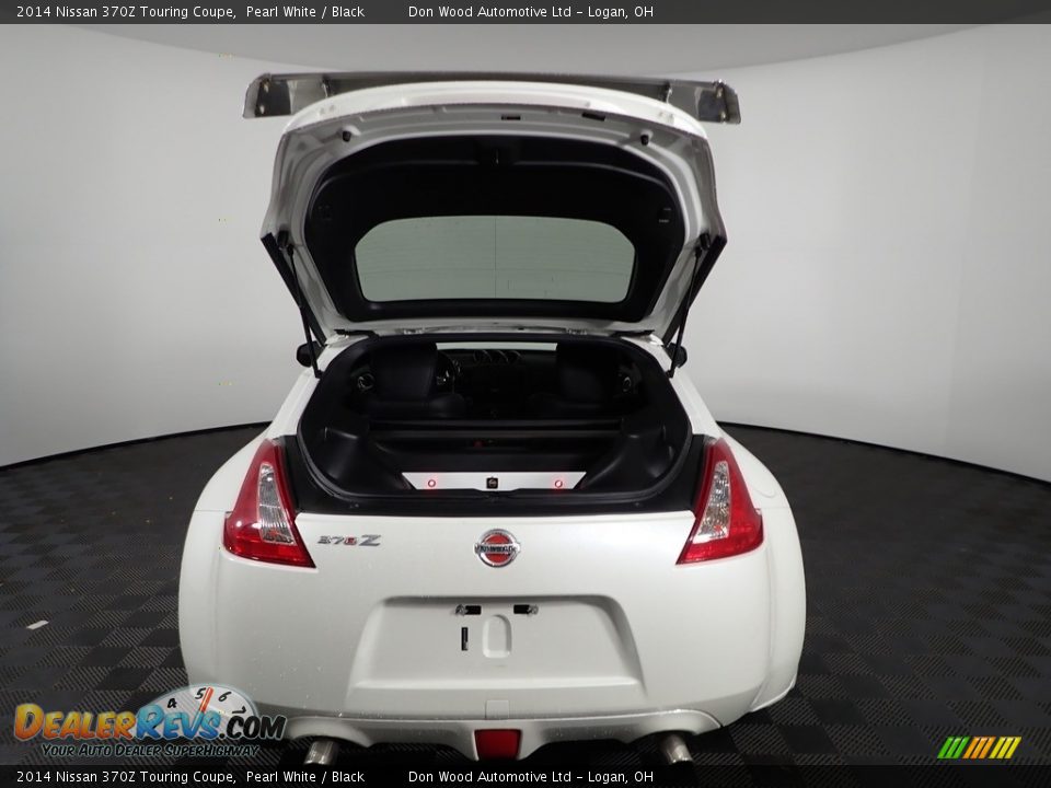 2014 Nissan 370Z Touring Coupe Pearl White / Black Photo #13