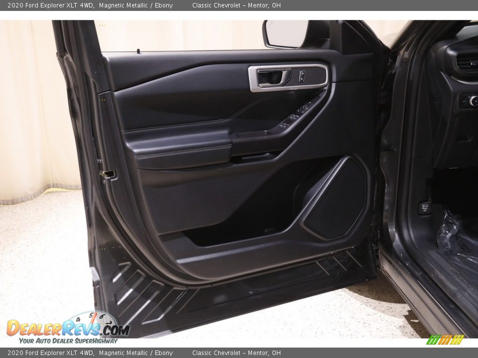 2020 Ford Explorer XLT 4WD Magnetic Metallic / Ebony Photo #4