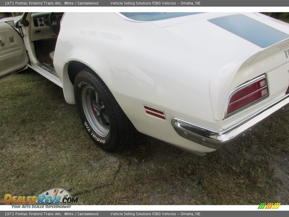 1971 Pontiac Firebird Trans Am White / Sandalwood Photo #24