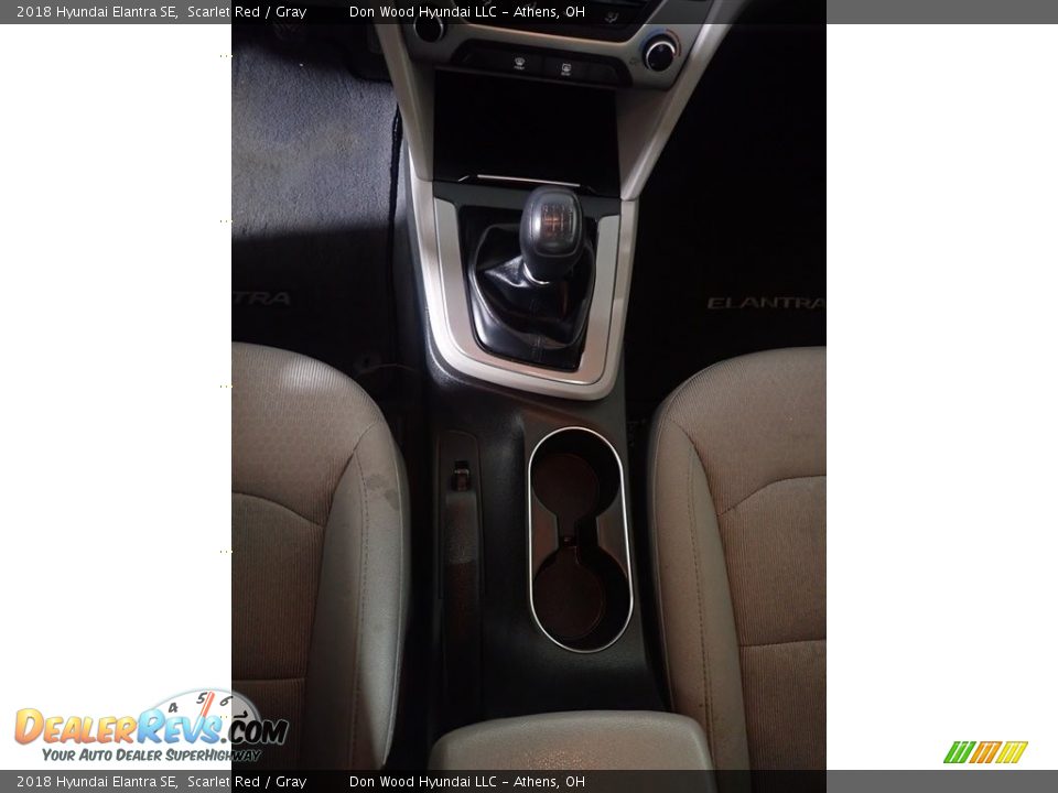 2018 Hyundai Elantra SE Scarlet Red / Gray Photo #30
