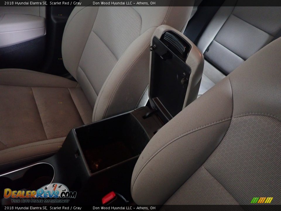2018 Hyundai Elantra SE Scarlet Red / Gray Photo #31