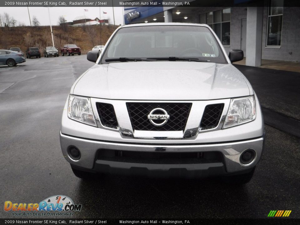 2009 Nissan Frontier SE King Cab Radiant Silver / Steel Photo #7