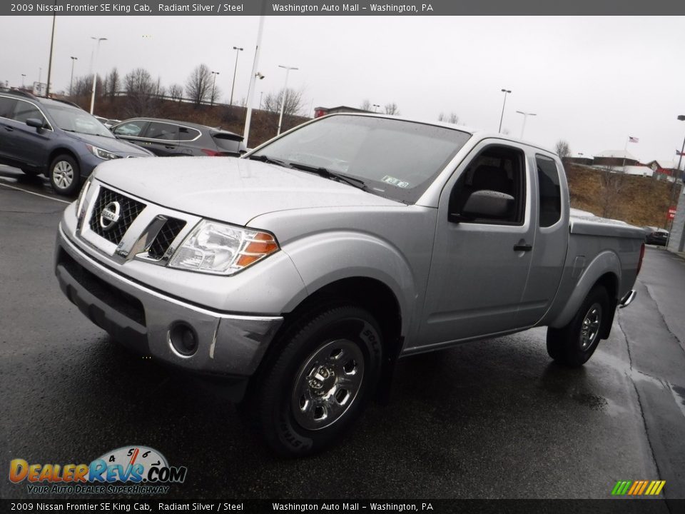 2009 Nissan Frontier SE King Cab Radiant Silver / Steel Photo #8