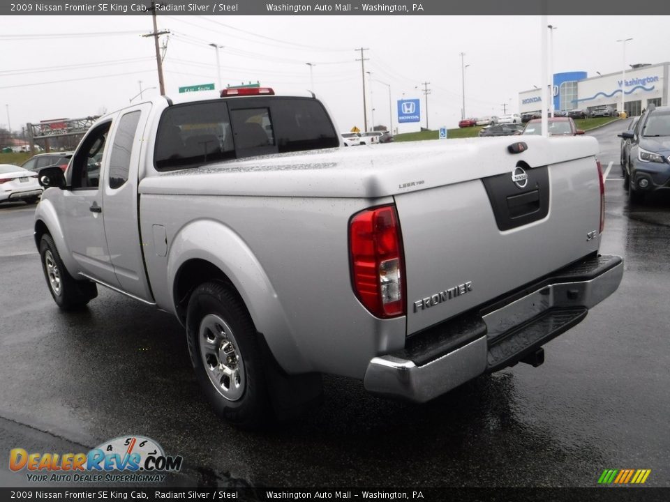 2009 Nissan Frontier SE King Cab Radiant Silver / Steel Photo #10