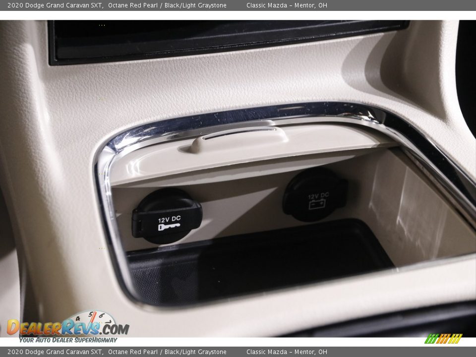 2020 Dodge Grand Caravan SXT Octane Red Pearl / Black/Light Graystone Photo #15