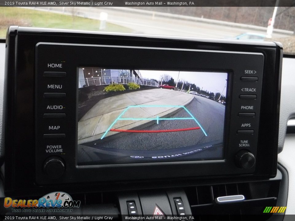 2019 Toyota RAV4 XLE AWD Silver Sky Metallic / Light Gray Photo #5