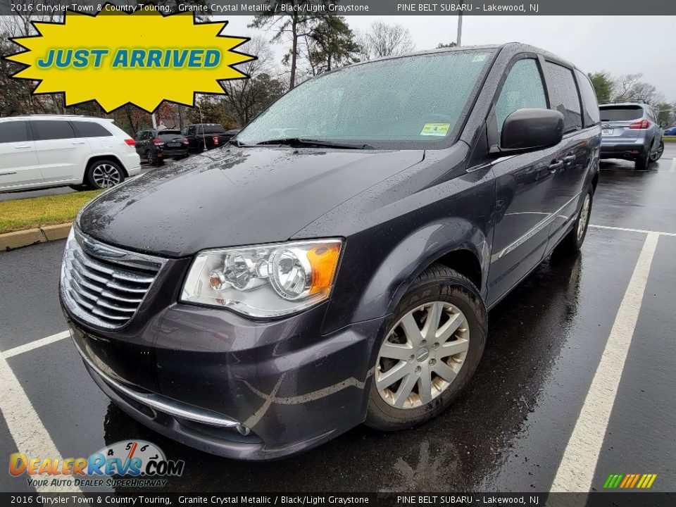 2016 Chrysler Town & Country Touring Granite Crystal Metallic / Black/Light Graystone Photo #1