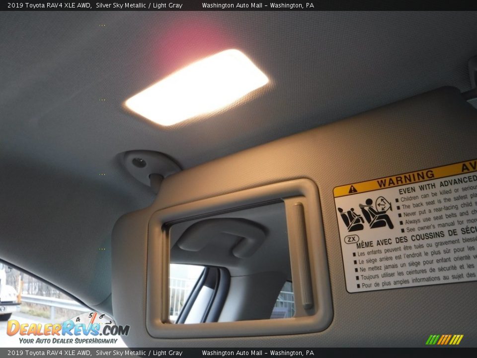 2019 Toyota RAV4 XLE AWD Silver Sky Metallic / Light Gray Photo #25