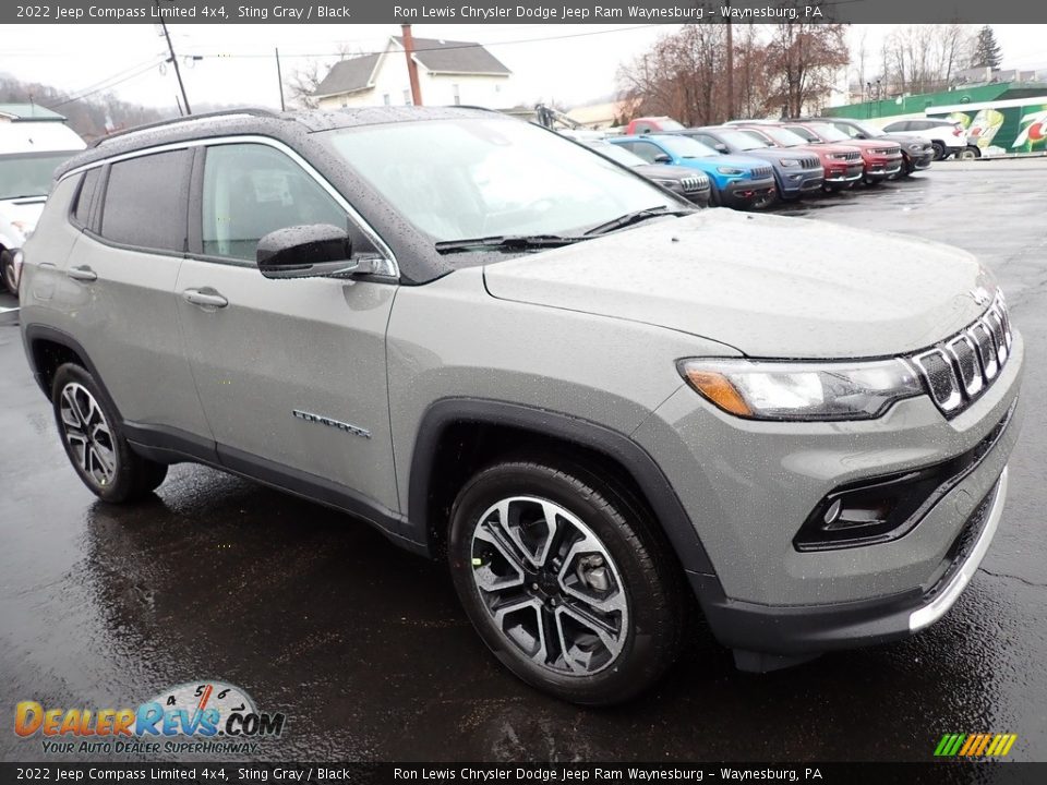 2022 Jeep Compass Limited 4x4 Sting Gray / Black Photo #8