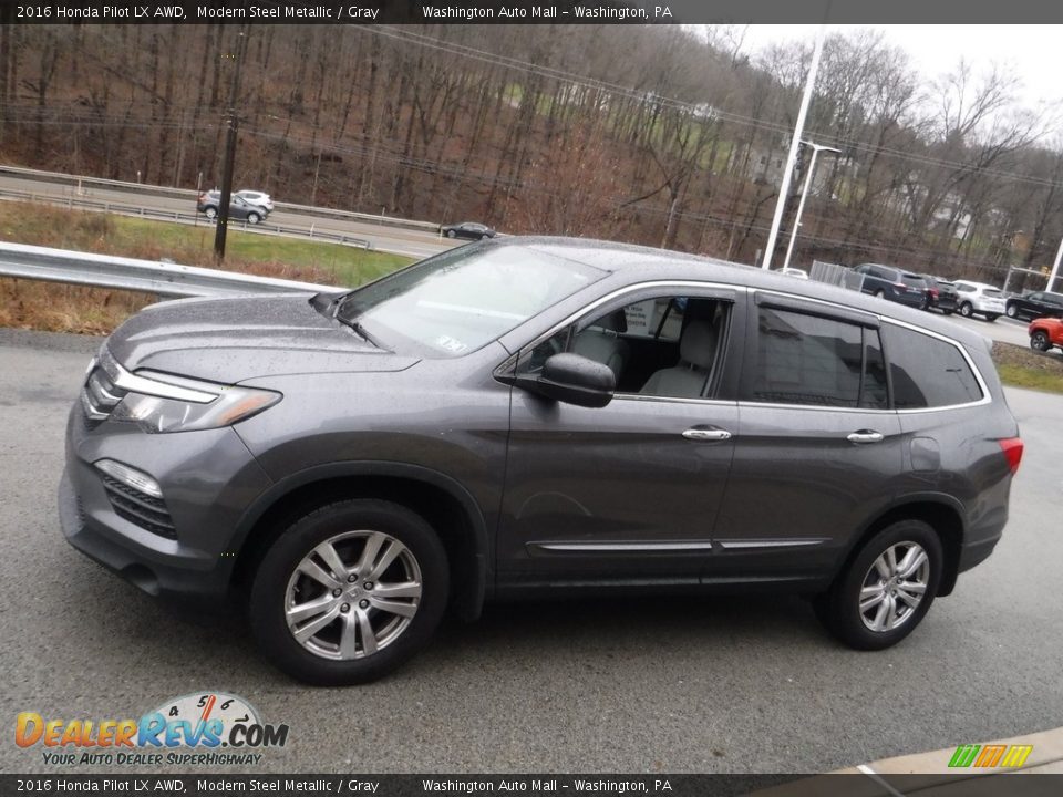 Modern Steel Metallic 2016 Honda Pilot LX AWD Photo #12