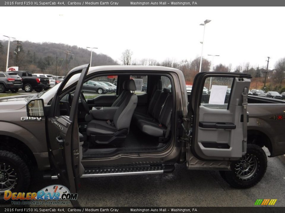 2016 Ford F150 XL SuperCab 4x4 Caribou / Medium Earth Gray Photo #20