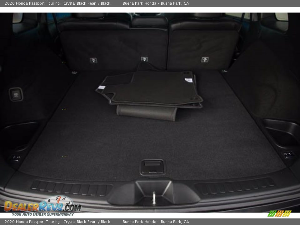 2020 Honda Passport Touring Crystal Black Pearl / Black Photo #20