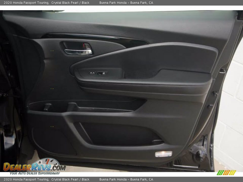 2020 Honda Passport Touring Crystal Black Pearl / Black Photo #33