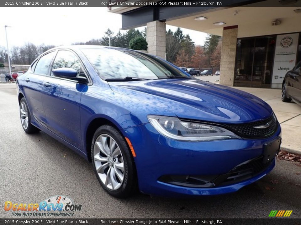 2015 Chrysler 200 S Vivid Blue Pearl / Black Photo #9