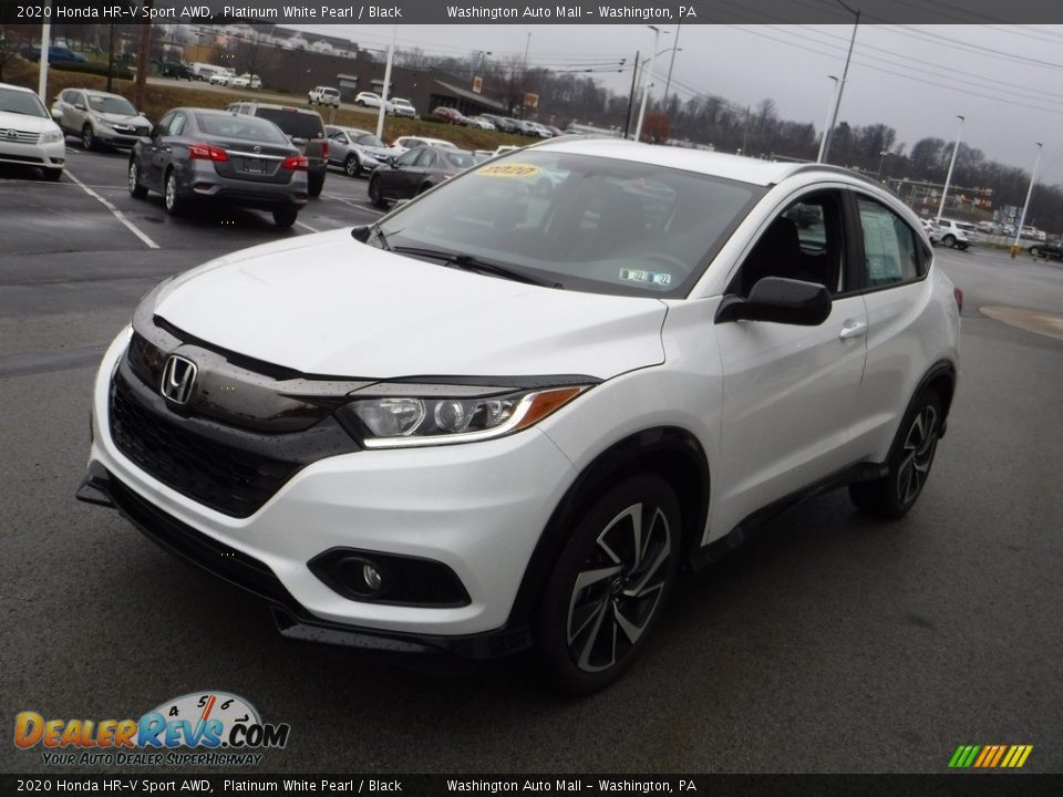Front 3/4 View of 2020 Honda HR-V Sport AWD Photo #5