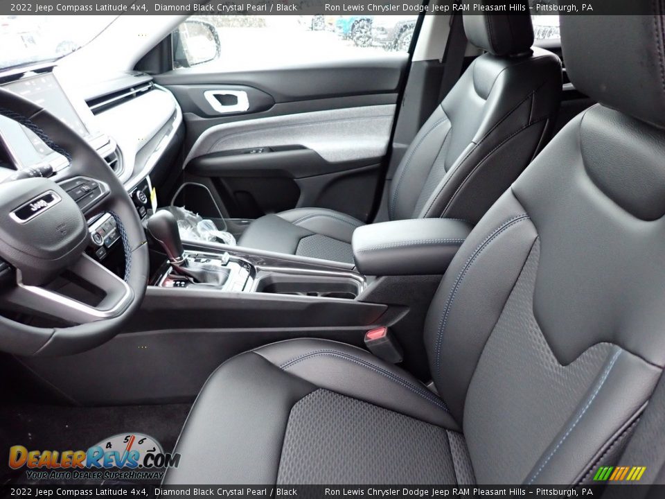 2022 Jeep Compass Latitude 4x4 Diamond Black Crystal Pearl / Black Photo #11