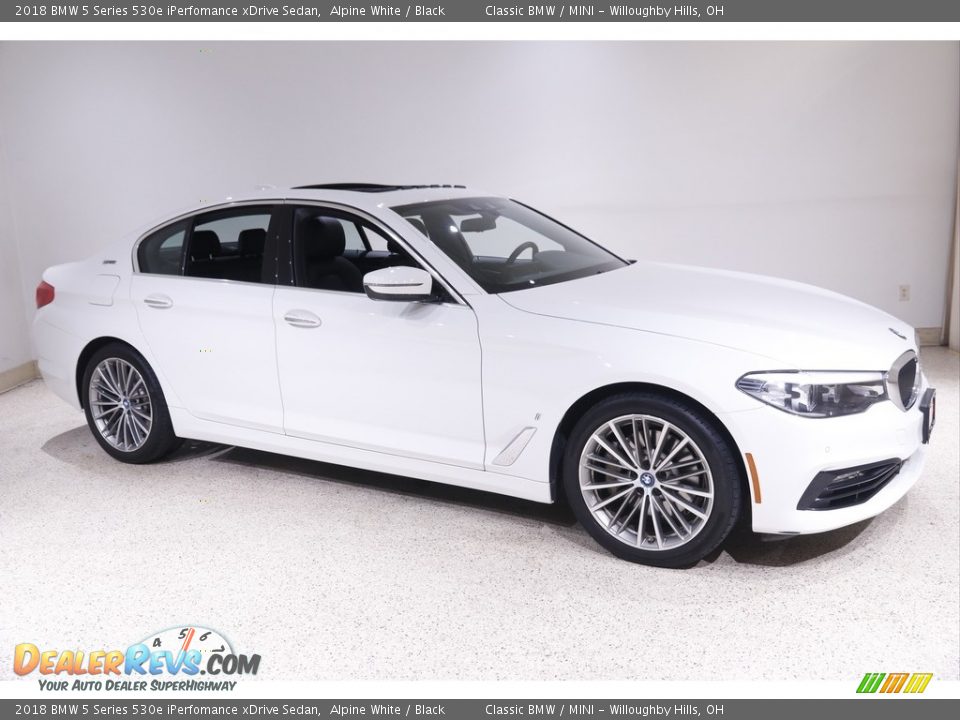 Alpine White 2018 BMW 5 Series 530e iPerfomance xDrive Sedan Photo #1