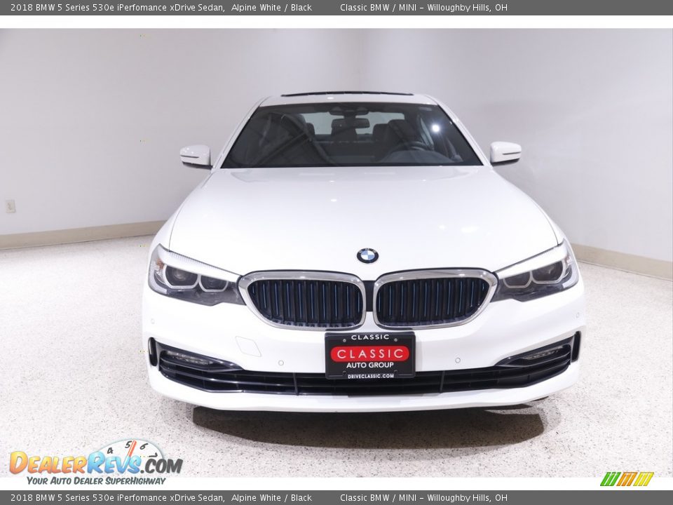 2018 BMW 5 Series 530e iPerfomance xDrive Sedan Alpine White / Black Photo #2