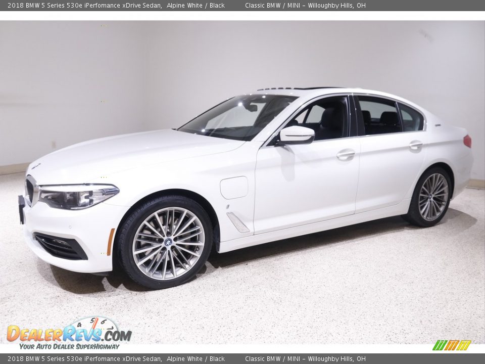 Alpine White 2018 BMW 5 Series 530e iPerfomance xDrive Sedan Photo #3