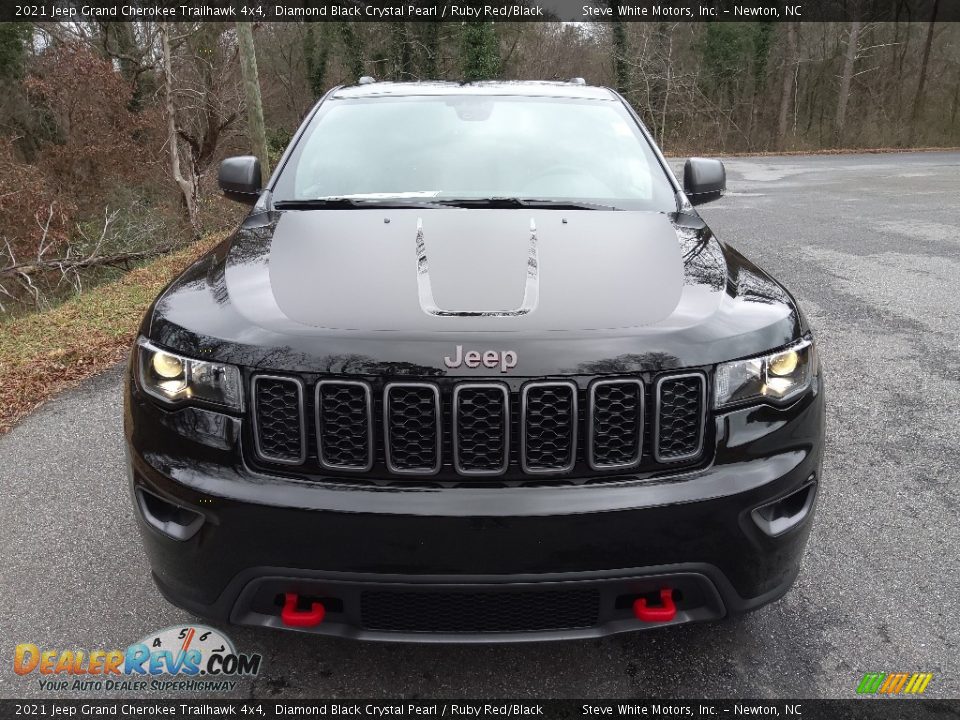 2021 Jeep Grand Cherokee Trailhawk 4x4 Diamond Black Crystal Pearl / Ruby Red/Black Photo #3