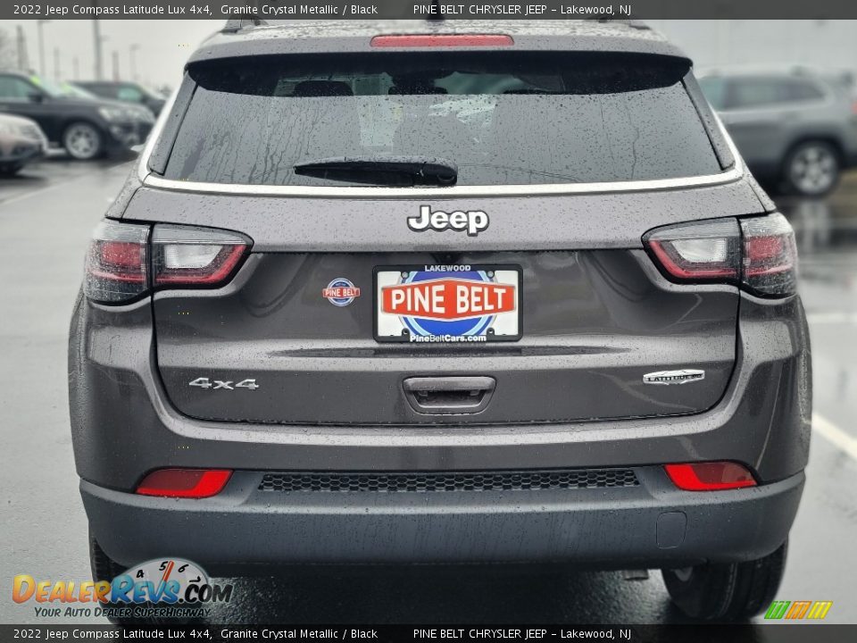 2022 Jeep Compass Latitude Lux 4x4 Granite Crystal Metallic / Black Photo #7