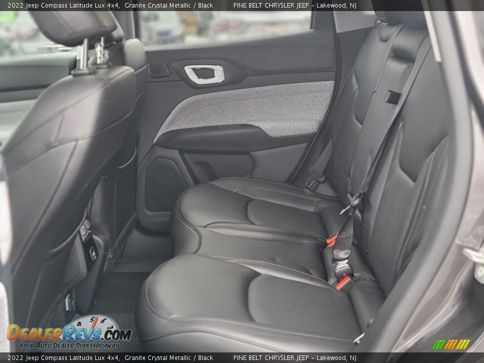 2022 Jeep Compass Latitude Lux 4x4 Granite Crystal Metallic / Black Photo #9