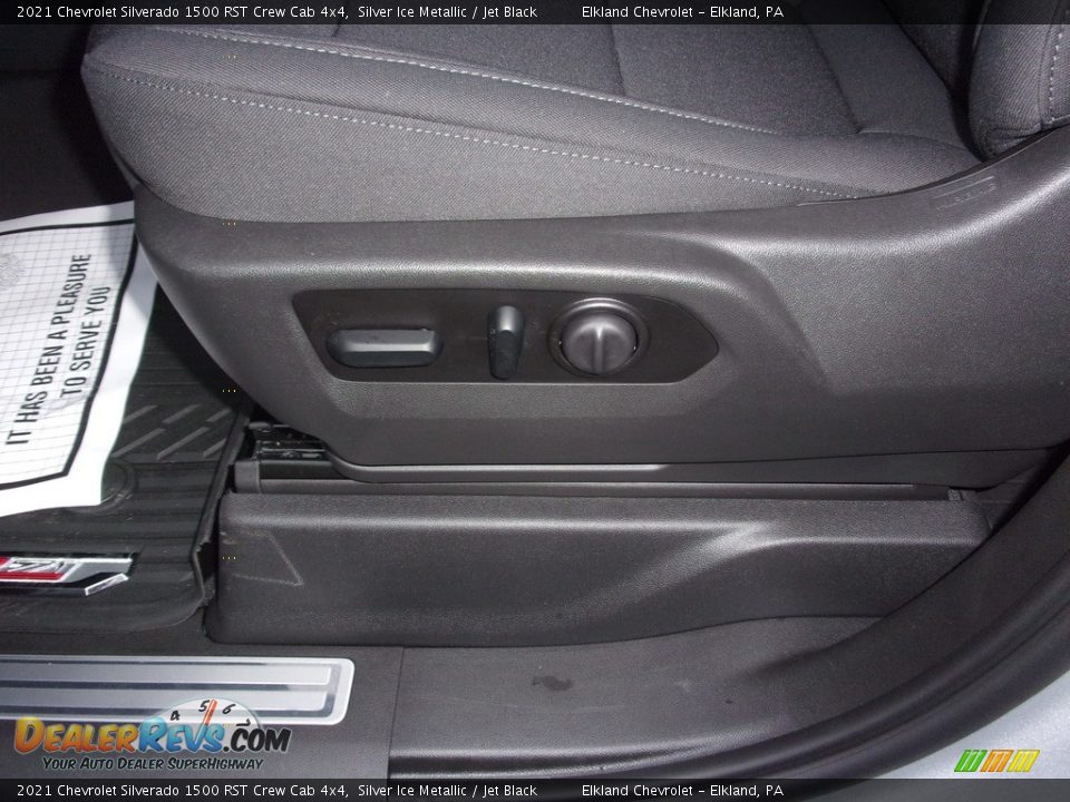 2021 Chevrolet Silverado 1500 RST Crew Cab 4x4 Silver Ice Metallic / Jet Black Photo #16