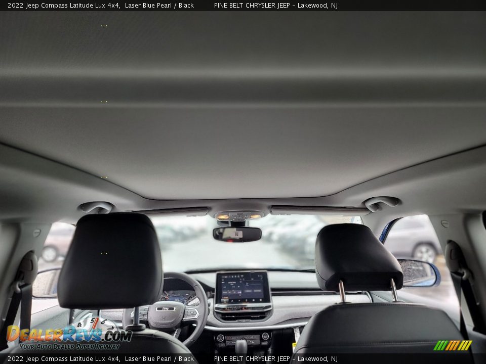 2022 Jeep Compass Latitude Lux 4x4 Laser Blue Pearl / Black Photo #9