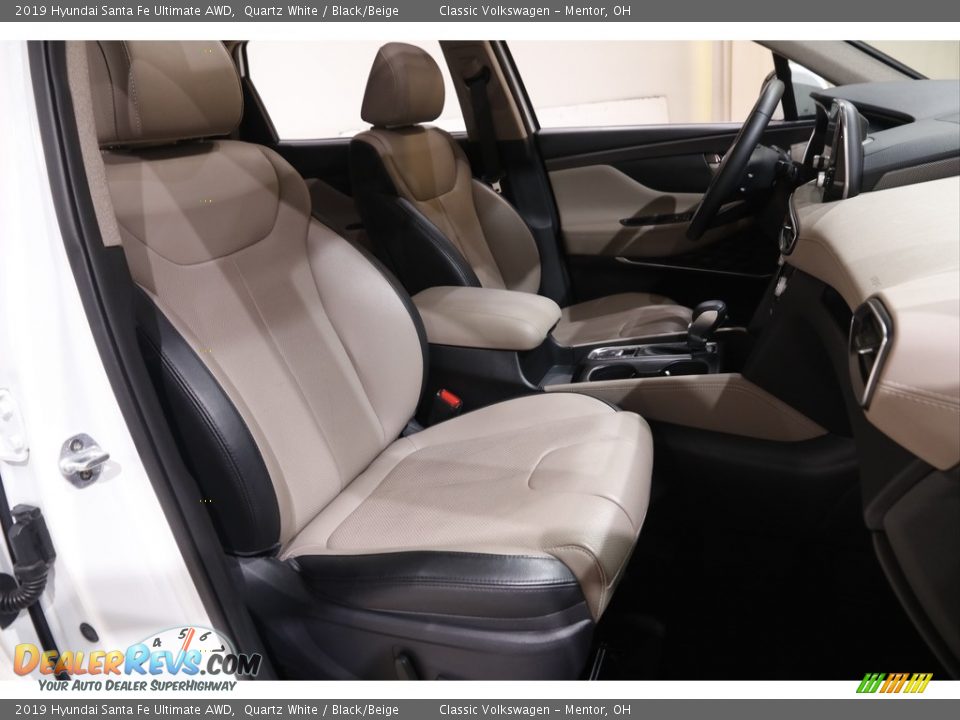 2019 Hyundai Santa Fe Ultimate AWD Quartz White / Black/Beige Photo #16