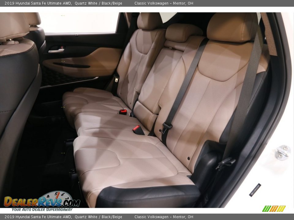 2019 Hyundai Santa Fe Ultimate AWD Quartz White / Black/Beige Photo #18