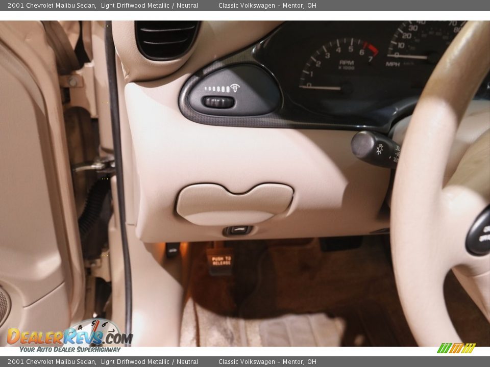 2001 Chevrolet Malibu Sedan Light Driftwood Metallic / Neutral Photo #6