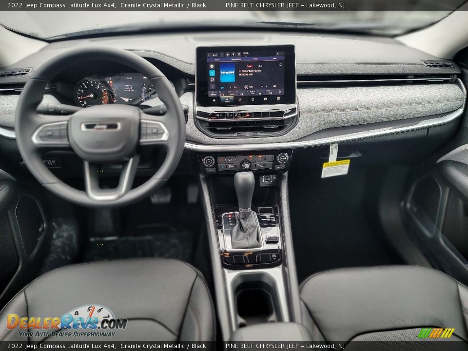 2022 Jeep Compass Latitude Lux 4x4 Granite Crystal Metallic / Black Photo #13