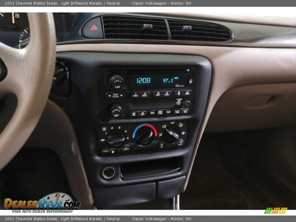 2001 Chevrolet Malibu Sedan Light Driftwood Metallic / Neutral Photo #11