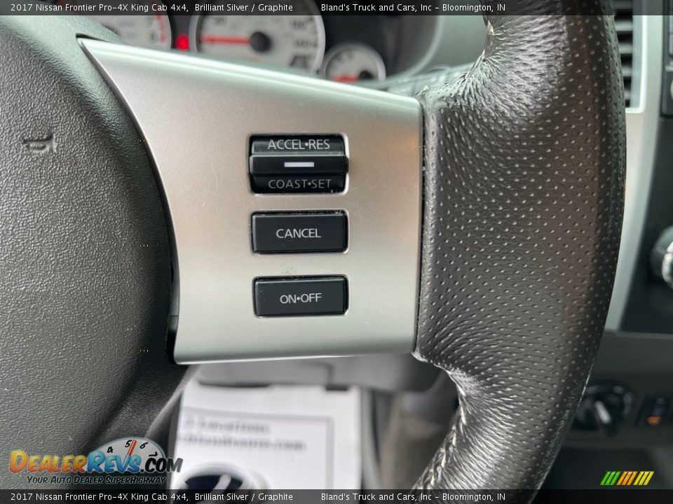 2017 Nissan Frontier Pro-4X King Cab 4x4 Brilliant Silver / Graphite Photo #10