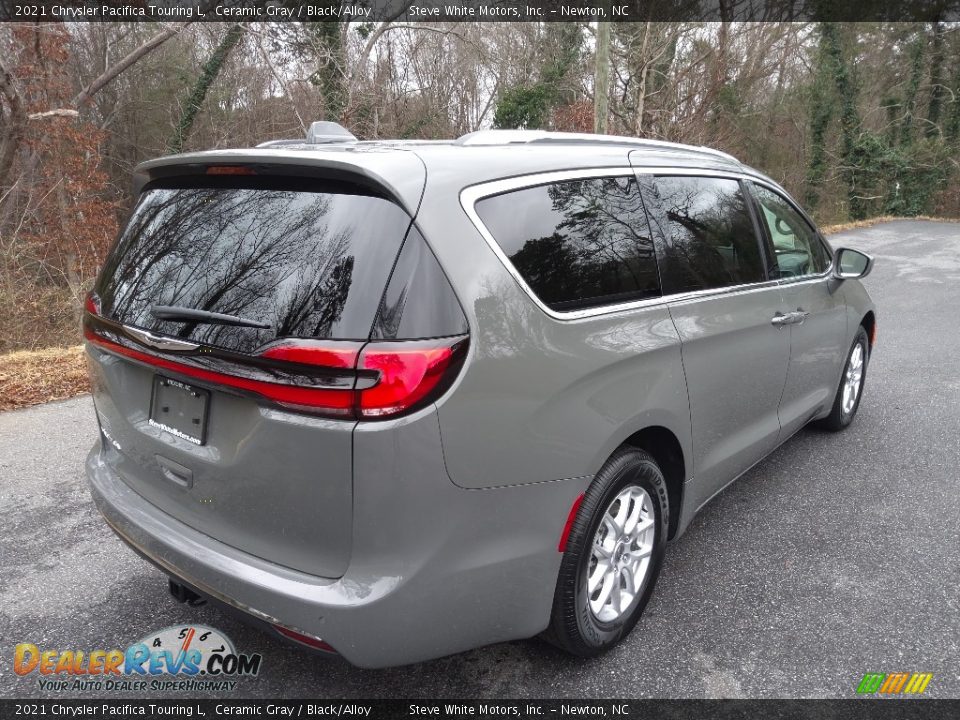 2021 Chrysler Pacifica Touring L Ceramic Gray / Black/Alloy Photo #6