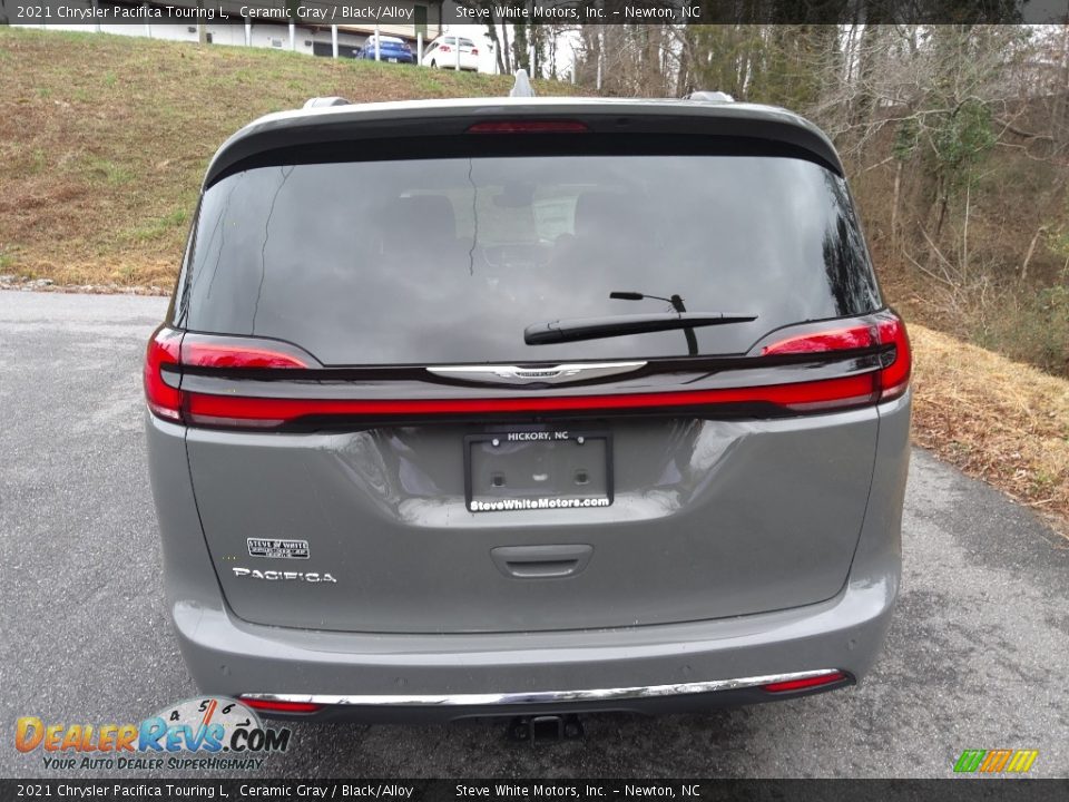 2021 Chrysler Pacifica Touring L Ceramic Gray / Black/Alloy Photo #7