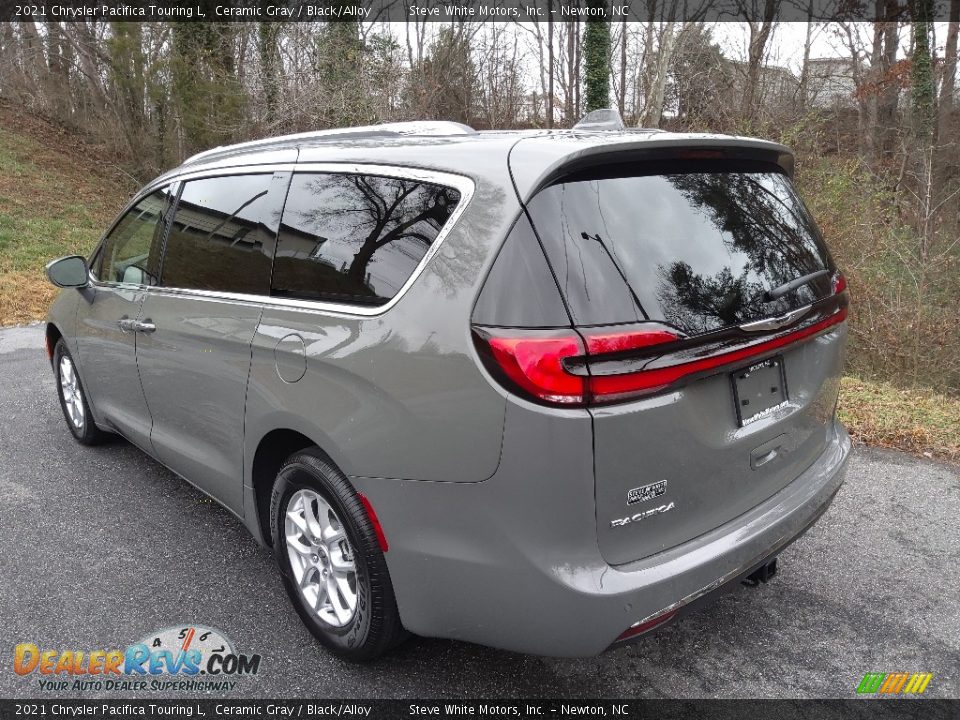 2021 Chrysler Pacifica Touring L Ceramic Gray / Black/Alloy Photo #8