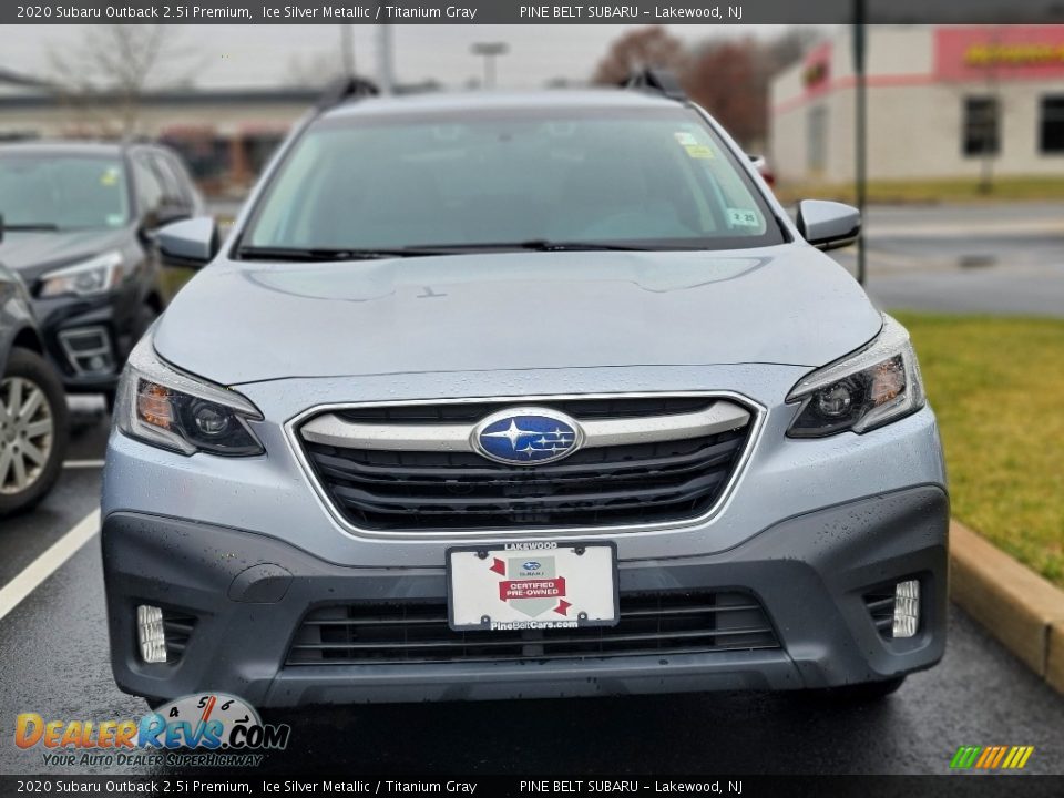 2020 Subaru Outback 2.5i Premium Ice Silver Metallic / Titanium Gray Photo #2