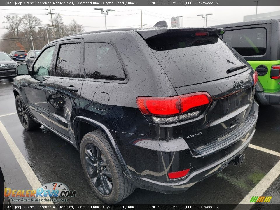 2020 Jeep Grand Cherokee Altitude 4x4 Diamond Black Crystal Pearl / Black Photo #4