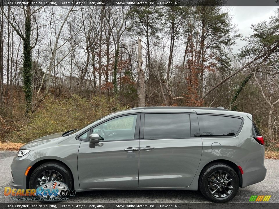 2021 Chrysler Pacifica Touring Ceramic Gray / Black/Alloy Photo #1