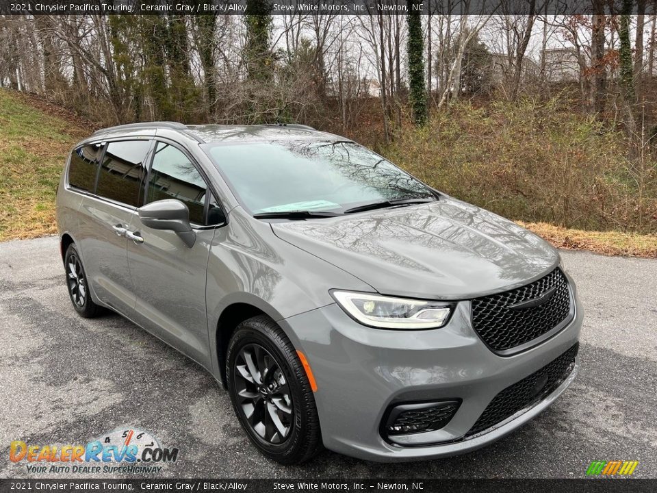 2021 Chrysler Pacifica Touring Ceramic Gray / Black/Alloy Photo #4