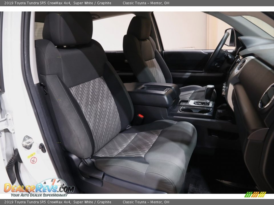 2019 Toyota Tundra SR5 CrewMax 4x4 Super White / Graphite Photo #14